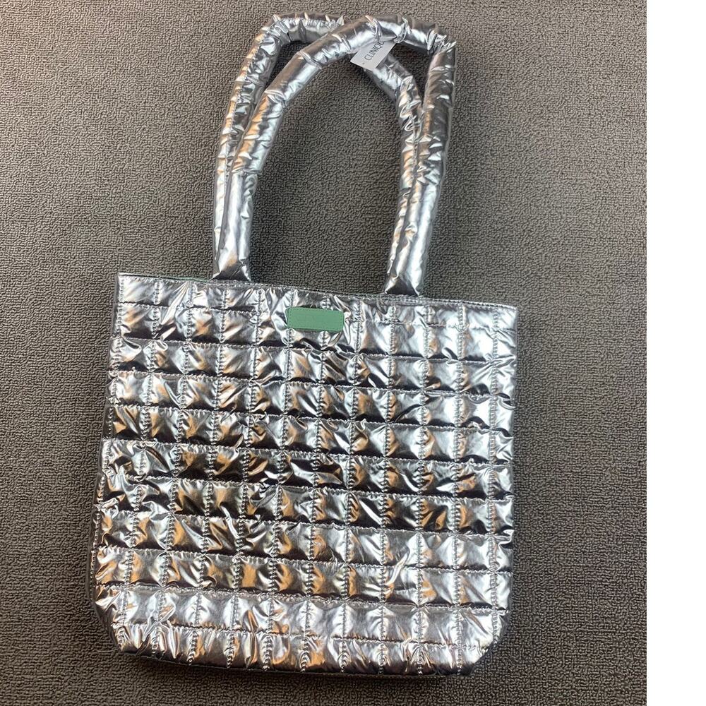 Clinique Women‎ Small Silver Mint Green Puffer Quilted Tote Bag Cosmetic Pouch